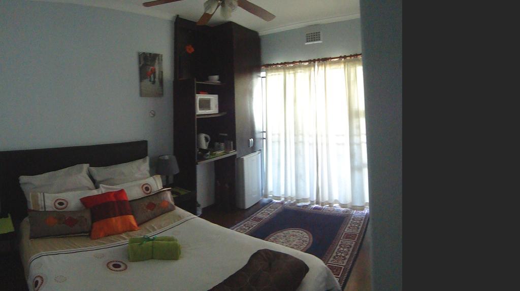 Eaglesnest Bed & Breakfast Kuils River Экстерьер фото