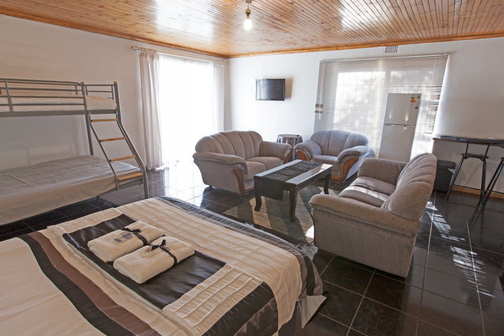 Eaglesnest Bed & Breakfast Kuils River Экстерьер фото