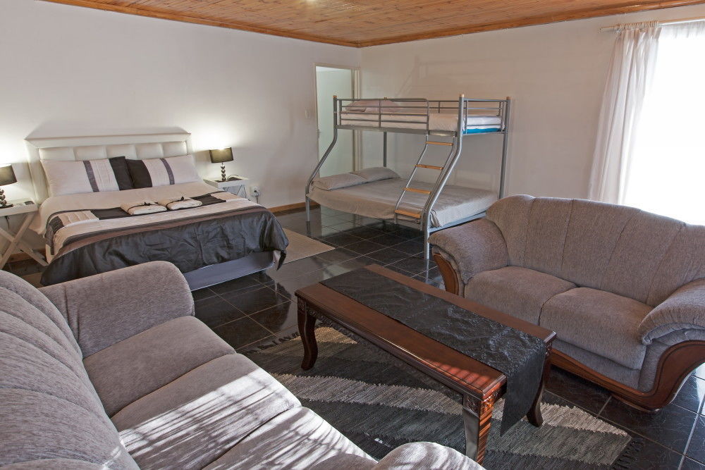 Eaglesnest Bed & Breakfast Kuils River Экстерьер фото